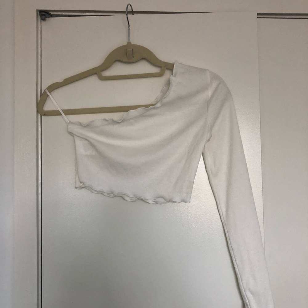 One Shoulder Long Sleeve Crop Top
